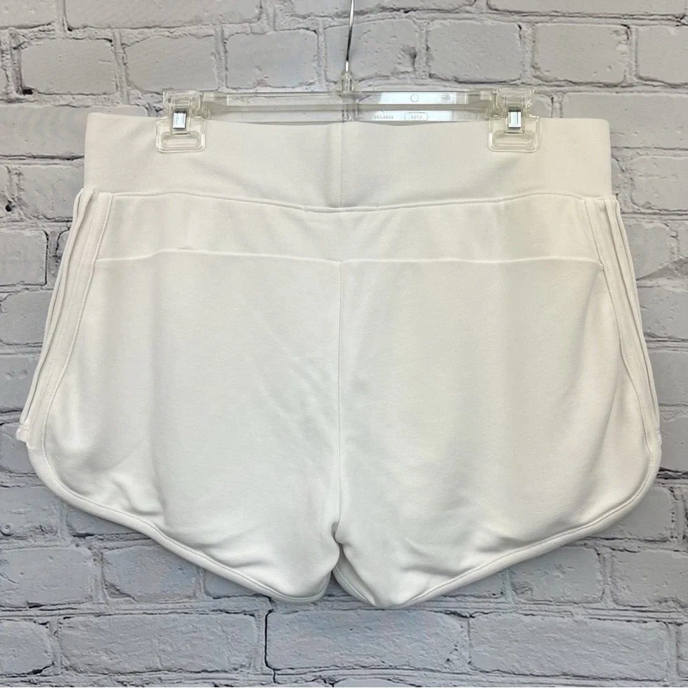 Athleta Serenity Shortie Super Soft Modal Shorts Sea Salt Sz M